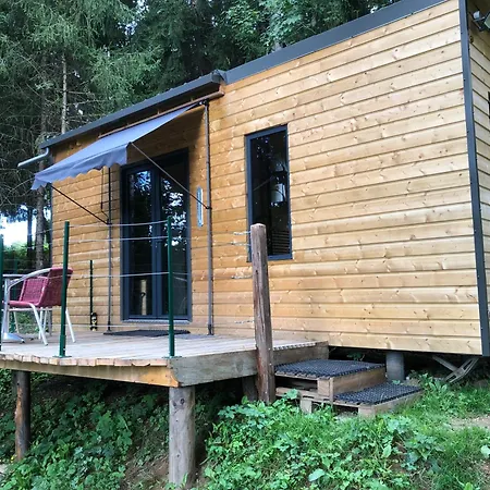 La Maison De Jean Bed & Breakfast Les Adrets