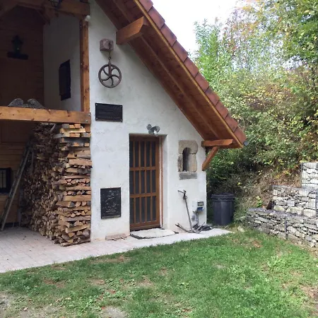La Maison De Jean Bed & Breakfast Les Adrets